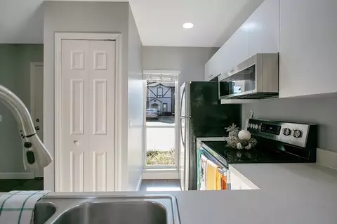 103 Sue Ln #111 SUE, Lady Lake, FL 32159