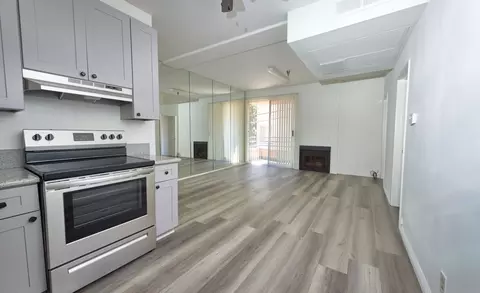 6510 La Mirada Ave #109, Los Angeles, CA 90038