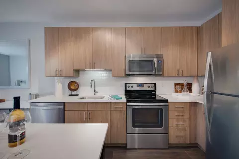 2550 Huntington Ave #1-105, Alexandria, VA 22303