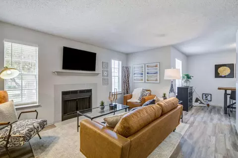 901 E Greenway Glen Dr #1207, Arlington, TX 76012