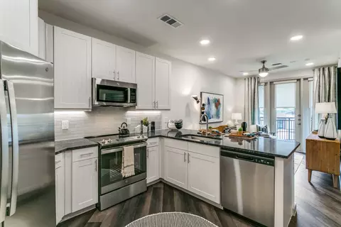 1000 Grandys Ln #2321, Lewisville, TX 75077