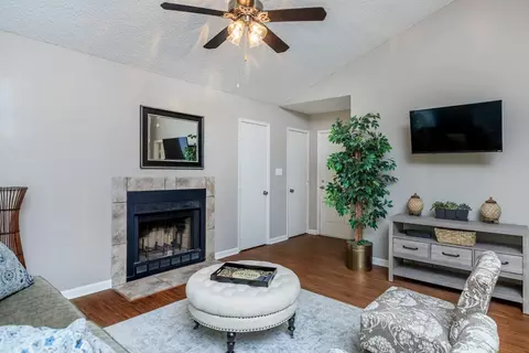 330 Cross Park Dr #002, Pearl, MS 39208