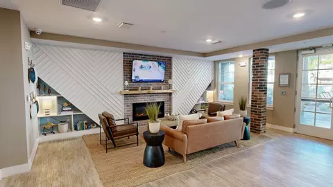 2220 W First St #220, Fort Myers, FL 33901