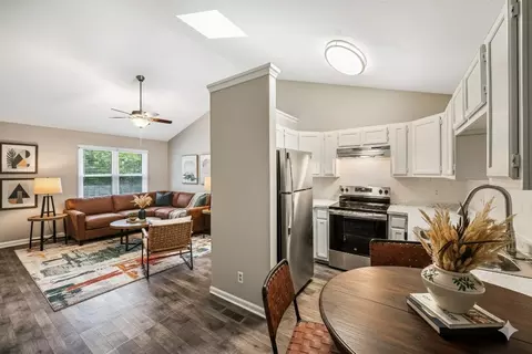 304 S Scientific St #206-206-K, High Point, NC 27260