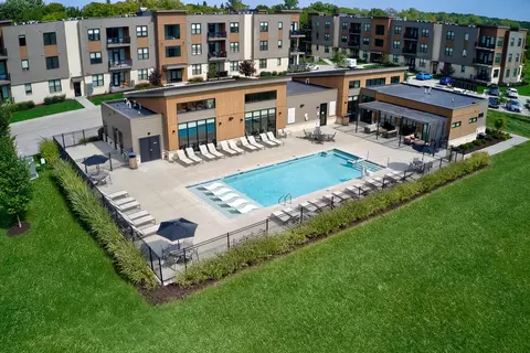 2950 W Statesman Way #3015-107, Franklin, WI 53132