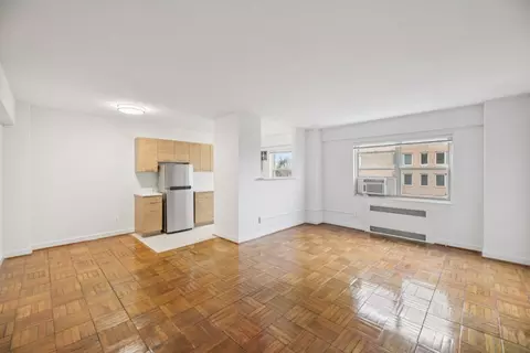 2730 Wisconsin Ave NW #0038, Washington, DC 20007