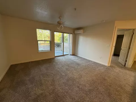 3359 SE Powell Valley Rd #103, Gresham, OR 97080 photo 4