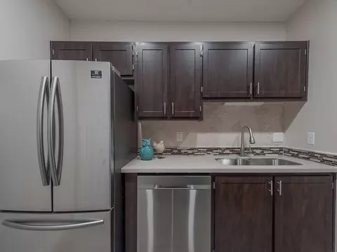 97 Kingsgate Rd #D22, Lake Oswego, OR 97035