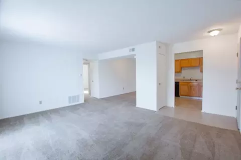 2755 Merlin Lake Dr #10164F, Indianapolis, IN 46229