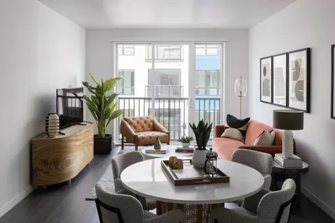 238 13th St #444, Oakland, CA 94604