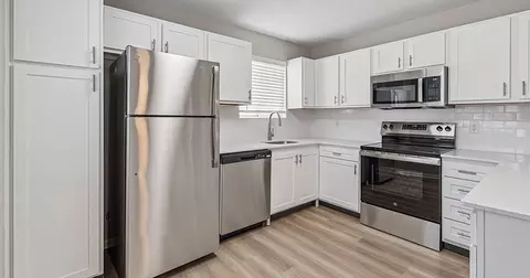 6201 Ep True Pkwy #06102, West Des Moines, IA 50266