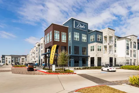17417 W Lake Houston Pkwy #8310, Humble, TX 77346