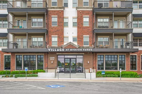 4080 Indian Creek Pkwy #120, Overland Park, KS 66207