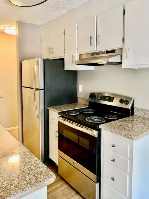 2461 Warring St #108, Berkeley, CA 94704 photo 4
