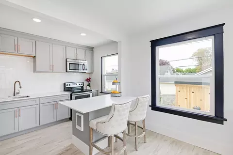 1314 Maple St #E, Sumner, WA 98390