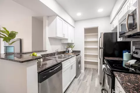 1500 E Broadway Rd #1059E, Tempe, AZ 85282 photo 3