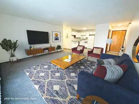 3225 Maine Prairie Rd #107, Saint Cloud, MN 56301