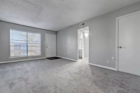 210 Duckworth St #B-26, Sulphur Springs, TX 75482
