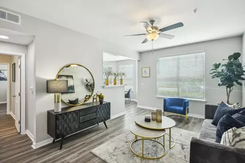 14906 Westpark Dr #2424, Houston, TX 77082