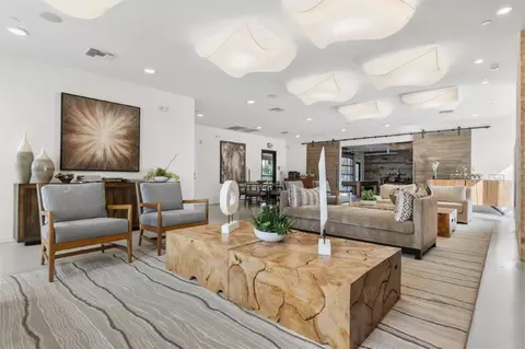 1100 E Bell Rd #2011, Phoenix, AZ 85022