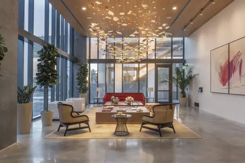 650 NE 2nd Ave #1907, Miami, FL 33132