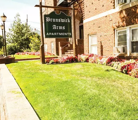 119 Livingston Ave #4M, New Brunswick, NJ 08901