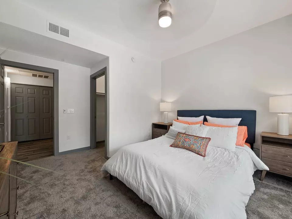  909 E Camelback Rd #2012, Phoenix, AZ 85014 photo 9