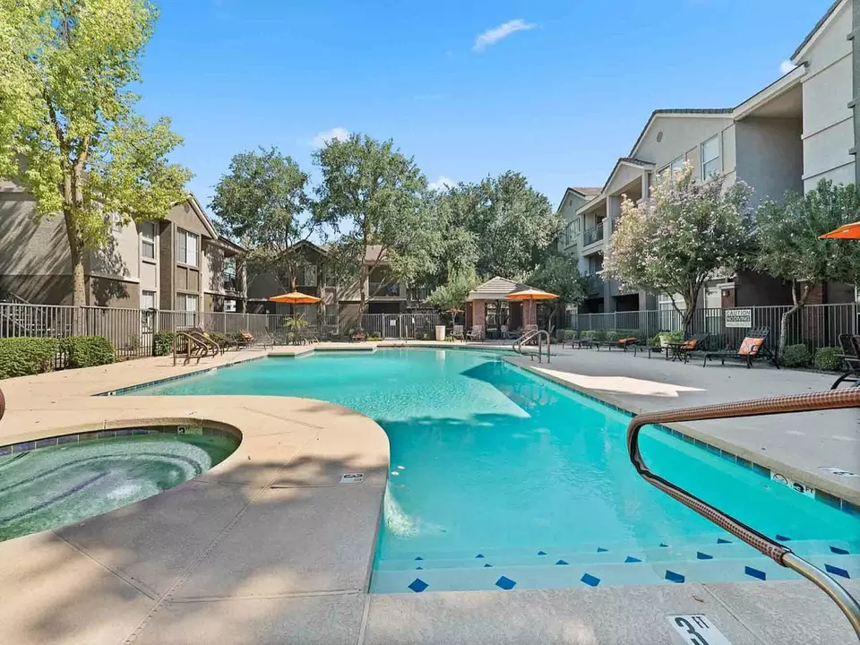  909 E Camelback Rd #2012, Phoenix, AZ 85014 photo 13