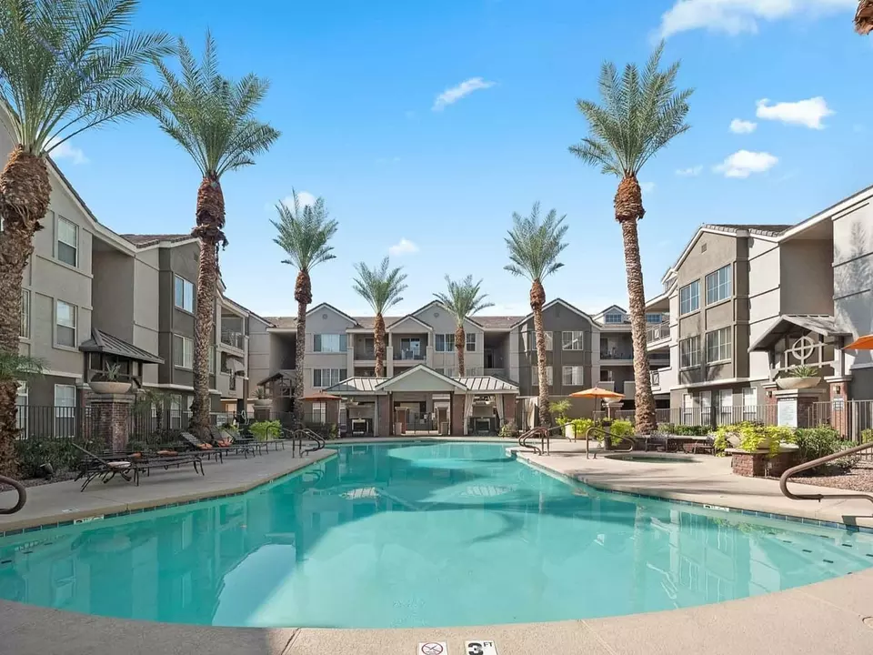  909 E Camelback Rd #2012, Phoenix, AZ 85014 photo 1