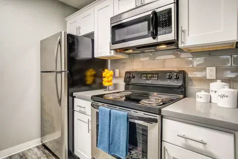 862 Campus Dr #E213, Daly City, CA 94015