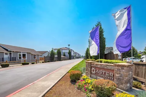 16128 64th St E #F-103, Sumner, WA 98390