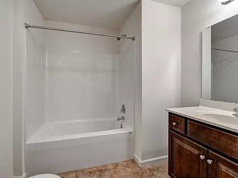 115 Erin Ct #210, New Oxford, PA 17350