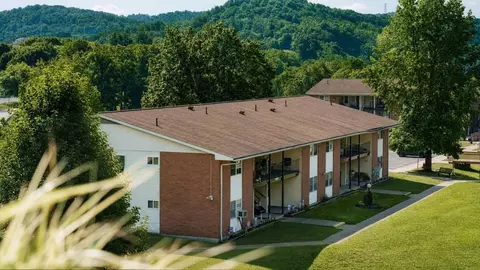 1 Stoneybrook Rd UNIT 12, Clarksburg, WV 26301