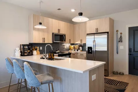 112 Point Pl #2-111, Mooresville, NC 28117