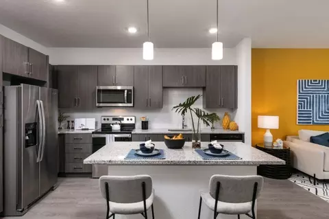 3230 S Ridgewood Ave #3-301, South Daytona, FL 32119