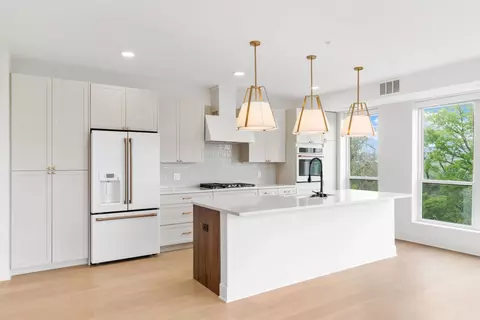 871 Sibley Memorial Hwy #209, Lilydale, MN 55118