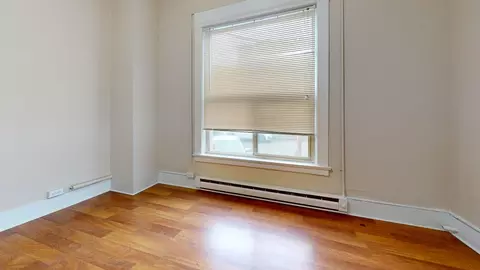 317 Harvard Ave E #210, Seattle, WA 98102