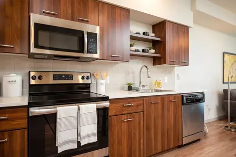 9350 NE Windsor St #305, Hillsboro, OR 97006