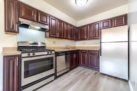 325 W Upper Ferry Rd #D6, Trenton, NJ 08628