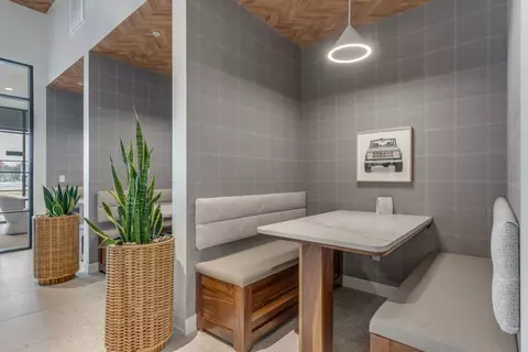 307 S Walton Blvd #385, Bentonville, AR 72712