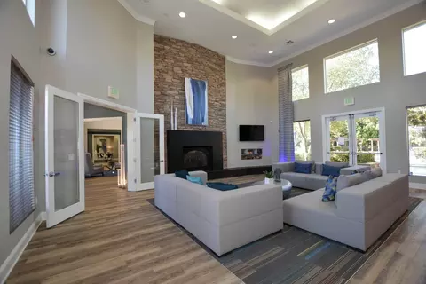701 Gibson Dr #C1716, Roseville, CA 95678