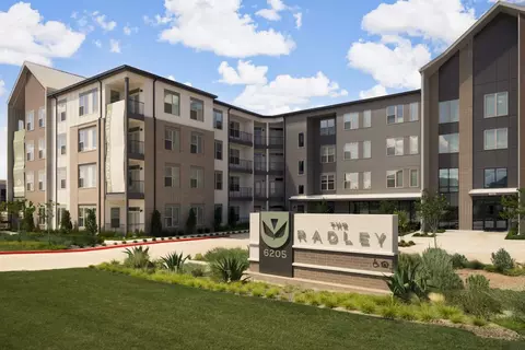 6205 Ross Rd #323, Del Valle, TX 78617