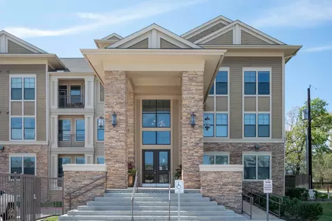 2121 Ella Blvd #1204, Houston, TX 77008
