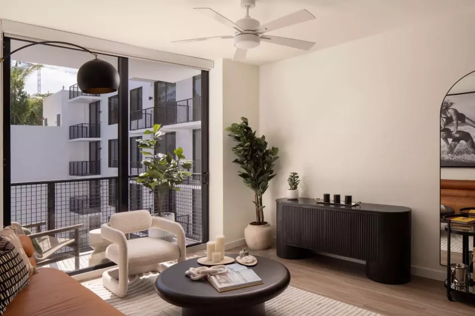  45 NE 27th St #302, Miami, FL 33137 photo 11