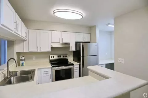 20520 Bothell Everett Hwy #E204, Bothell, WA 98012 photo 32