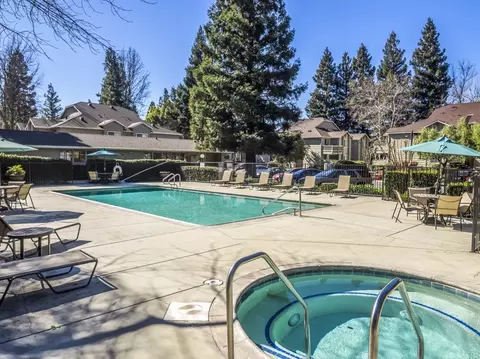 2593 Millcreek Dr #240, Sacramento, CA 95833