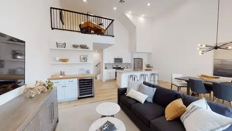 5455 N 18th St #33, Phoenix, AZ 85016