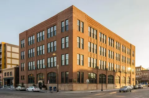 129 N 2nd St #307, Minneapolis, MN 55401