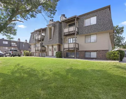 3023 Sandstone Dr #3017-3, Manhattan, KS 66502