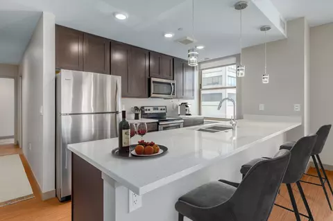 99 W Saint Clair Ave #0705, Cleveland, OH 44113